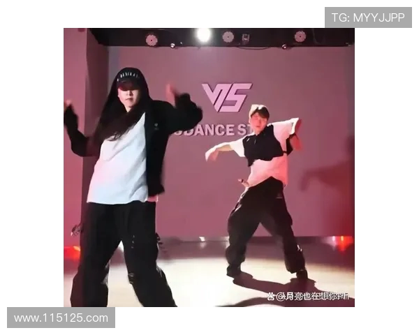 成都街舞队战术引发热议舞者们的风格与策略之争